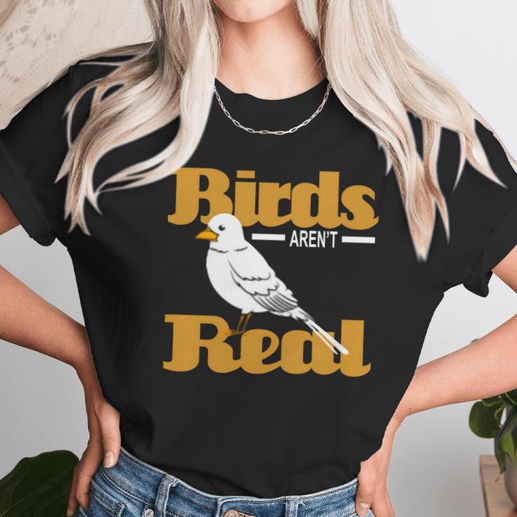 Birds Arent Real - Bird Lover Tank Top Unisex T-Shirt Gifts for Her