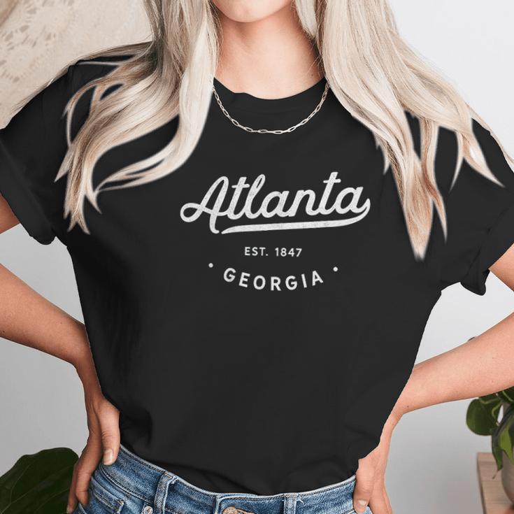 Classic Retro Vintage Atlanta Georgia Usa Unisex T-Shirt Gifts for Her