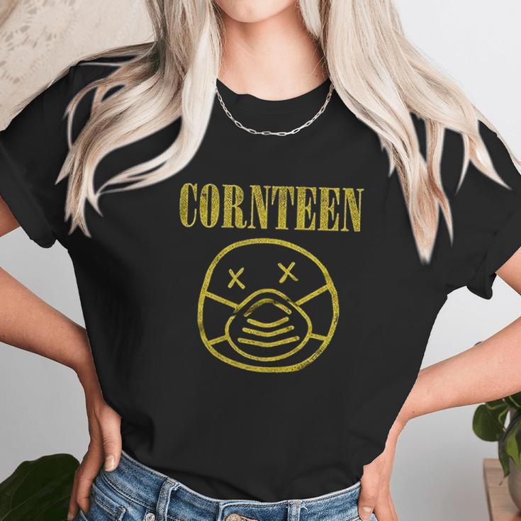 Cornteen Funny Social Distancing Unisex T-Shirt Gifts for Her