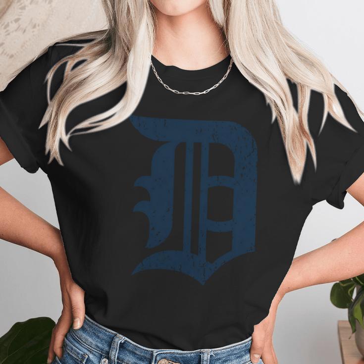 Detroit Baseball D | Vintage Michigan Bengal Tiger Retro Pullover Hoodie Unisex T-Shirt Gifts for Her