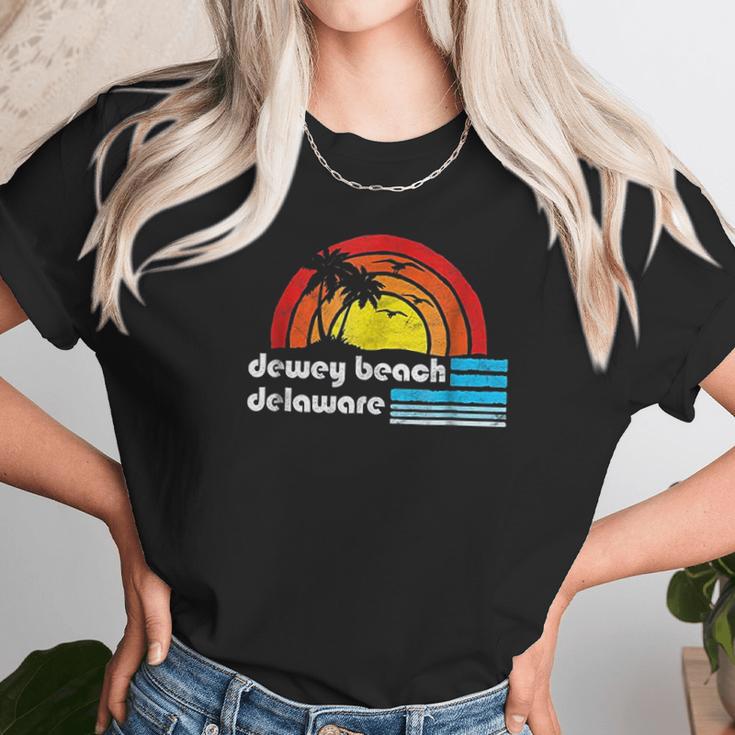 Dewey Beach Delaware Retro 80S Surfer Vibe Unisex T-Shirt Gifts for Her