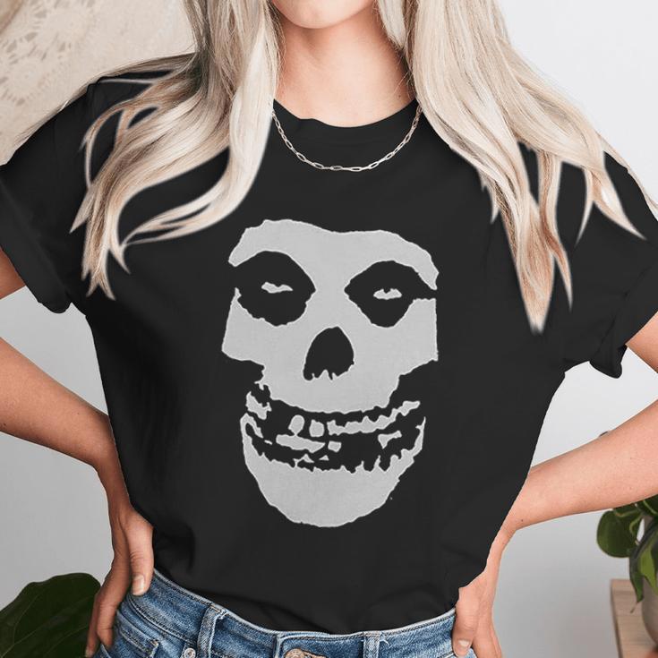 A And E Designs Misfits Fiend Skull Heather Unisex T-Shirt Gifts for Her