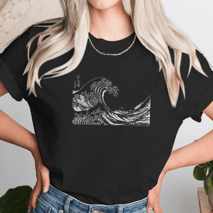 Famous Vintage Art The Great Wave By Katsushika Hokusai Unisex T-Shirt Gifts for Her