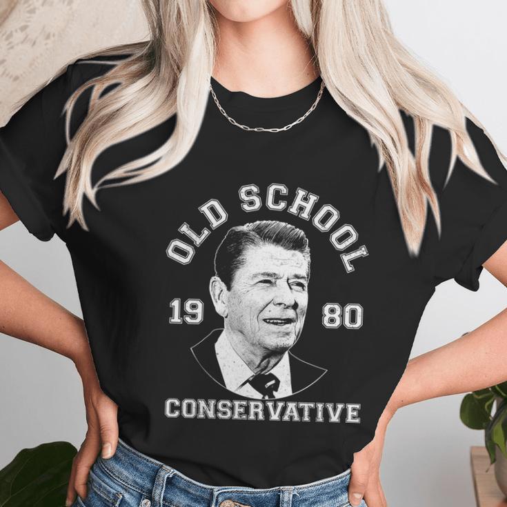 Funny Vintage Ronald Reagan Old School Conservative Unisex T-Shirt Gifts for Her