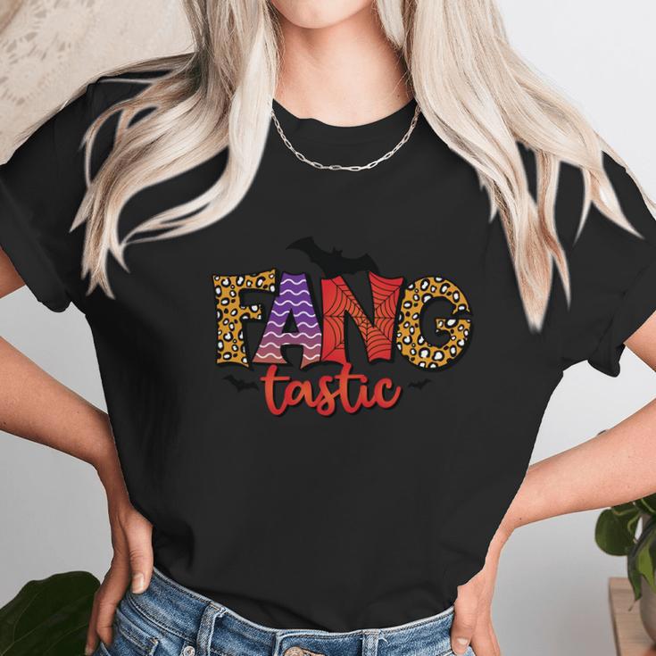 Halloween Fang Tastic Leopard Bat Halloween Day Unisex T-Shirt Gifts for Her