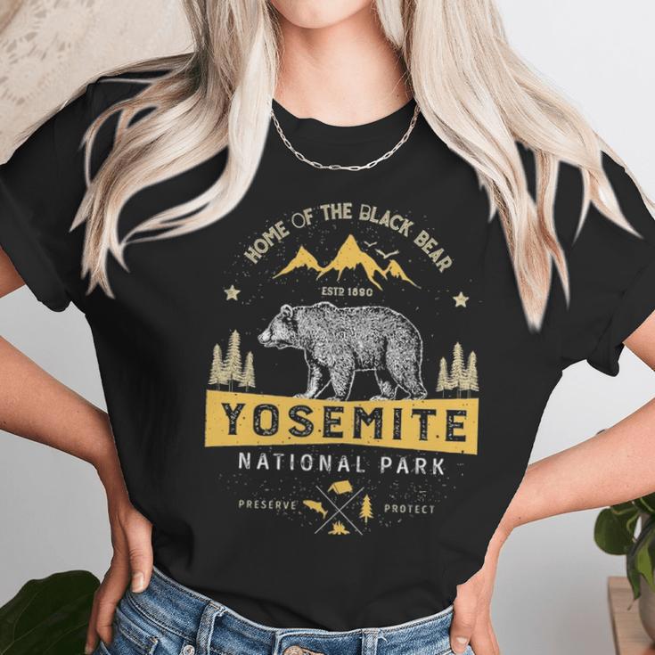 Home The Black Bear Yosemite National Park T- Unisex T-Shirt Gifts for Her