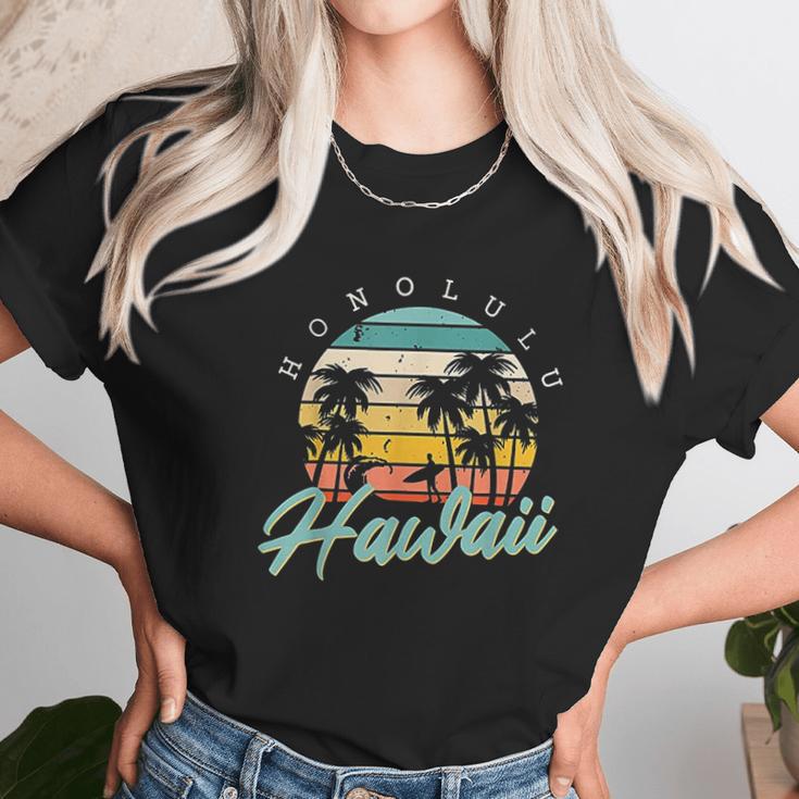 Honolulu Hawaii Aloha Hula Retro Vintage Sunset Summer Beach Unisex T-Shirt Gifts for Her