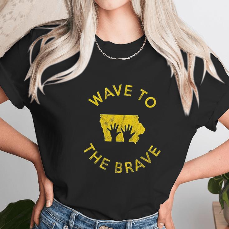 Iowa Wave To The Brave Football Childrens Hospital Unisex T-Shirt Gifts for Her