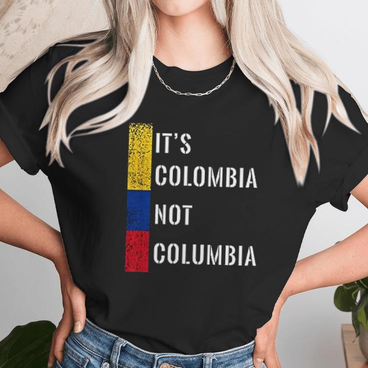 Its Colombia Not Columbia Cute Colombian Unisex T-Shirt Gifts for Her