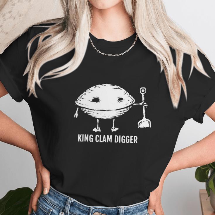 King Clam Digger T-Shirt Unisex T-Shirt Gifts for Her