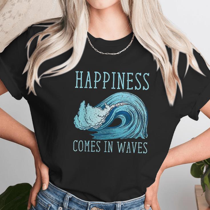 Kiteboarding Kite Surfing Happiness Comes In Waves Unisex T-Shirt Gifts for Her