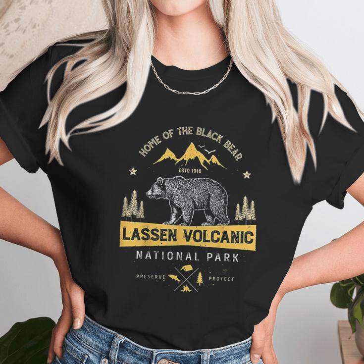 Lassen Volcanic National Park California Bear Unisex T-Shirt Gifts for Her