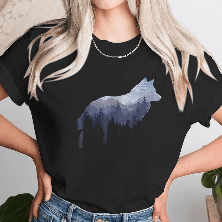 Lone Wolf Survives The Mountain Silhouette Art Unisex T-Shirt Gifts for Her