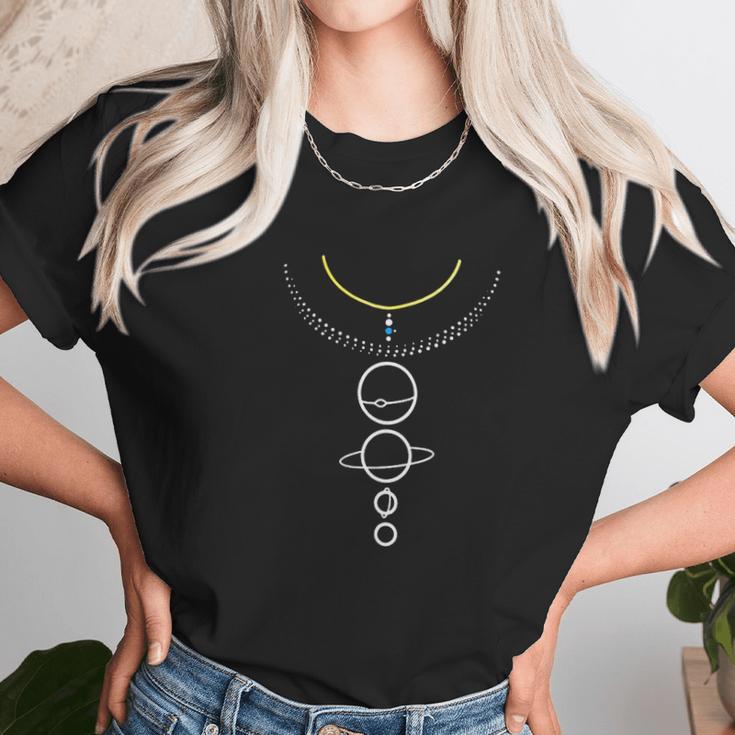 Minimalist Solar System Cool Artistic Astronomy Planet Nasa Nerd Space Unisex T-Shirt Gifts for Her