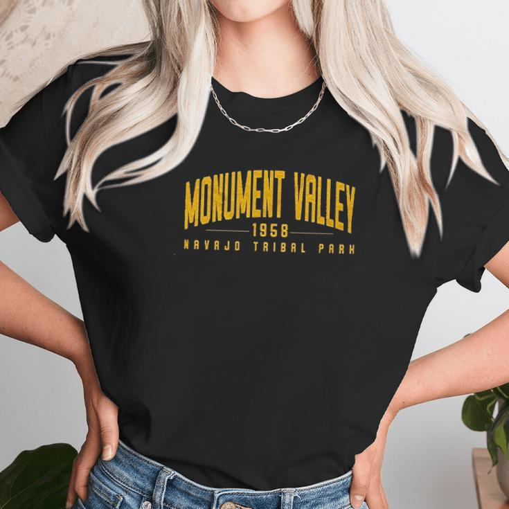 Monument Valley Navajo Park Unisex T-Shirt Gifts for Her