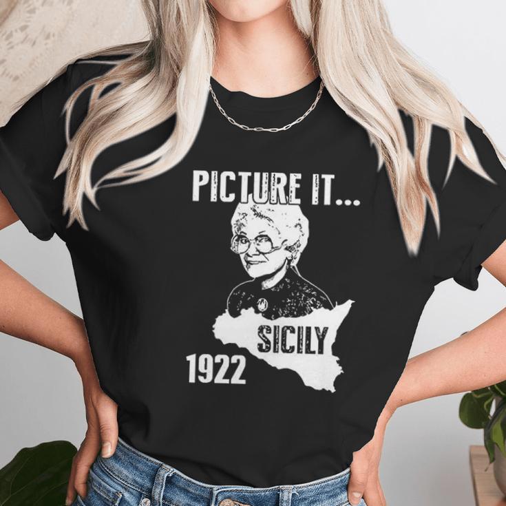 Picture It Sicily 1922 Golden Girls Funny Unisex T-Shirt Gifts for Her