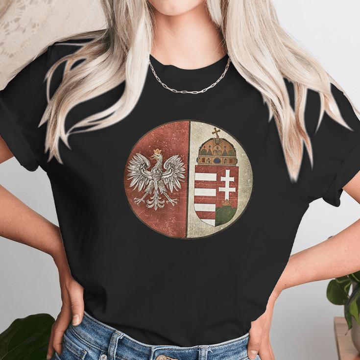 Poland Hungary Heritage Vintage Look Polska Hungarian Unisex T-Shirt Gifts for Her