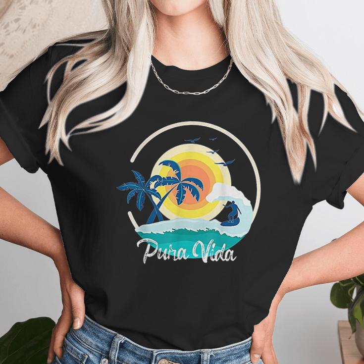 Pura Vida Costa Rica Toucan Tropical Surf Beach Gift Unisex T-Shirt Gifts for Her