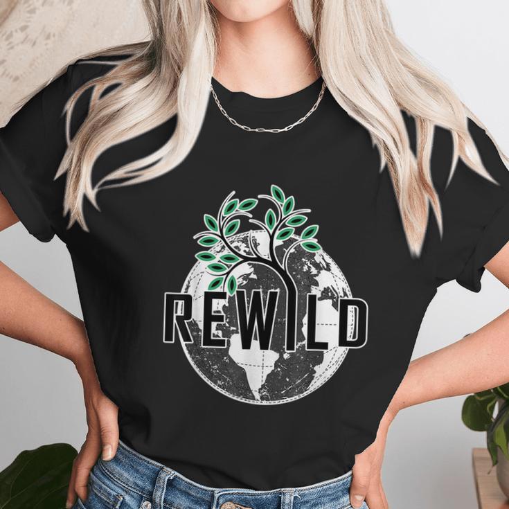 Rewild David Attenborough Save Earth Environmental Gifts Graphic Design Printed Casual Daily Basic Unisex T-Shirt Gifts for Her