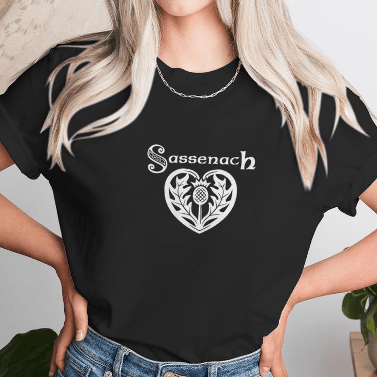 Sassenach Heart And Thistle Gaelic Outlander Unisex T-Shirt Gifts for Her