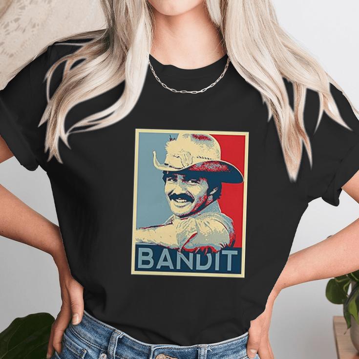 Smokey The Bandit Hope Style Burt Reynolds Car Chase Classic Movie Unisex T-Shirt Gifts for Her