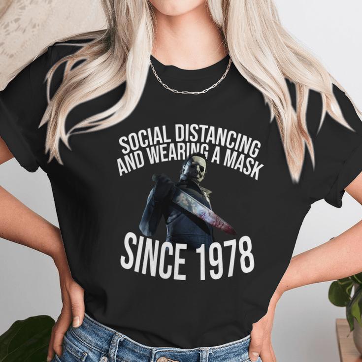 Social Distancing And Wearing A Mask Since Graphic Design Printed Casual Daily Basic Unisex T-Shirt Gifts for Her