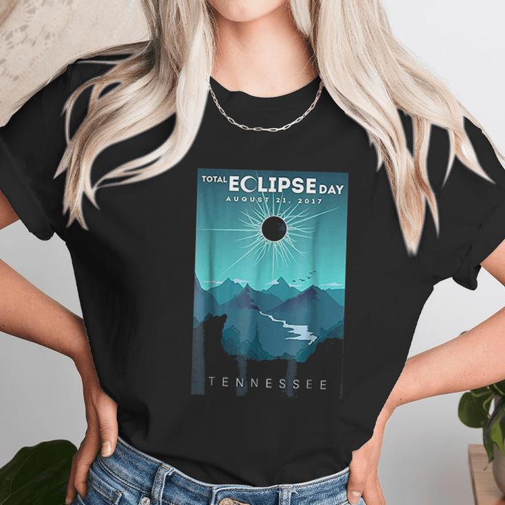 Solar Eclipse Tennessee August 21 2017 Unisex T-Shirt Gifts for Her