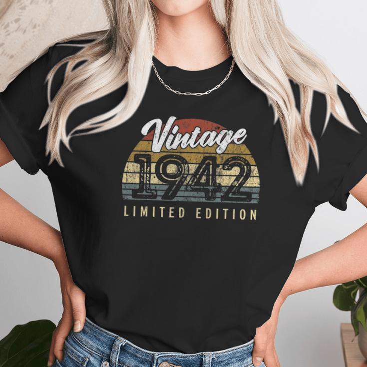 Vintage 1942 Limited Edition 80 Years Old 80Th Birthday Unisex T-Shirt Gifts for Her