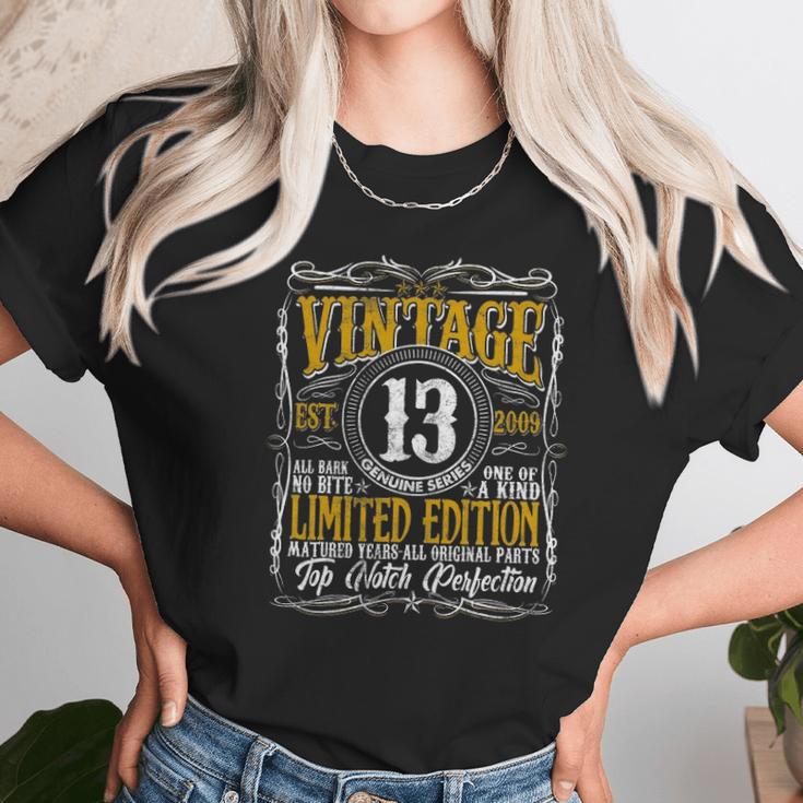 Vintage 2009 Limited Edition 2009 13 Years Old 13Th Birthday Unisex T-Shirt Gifts for Her