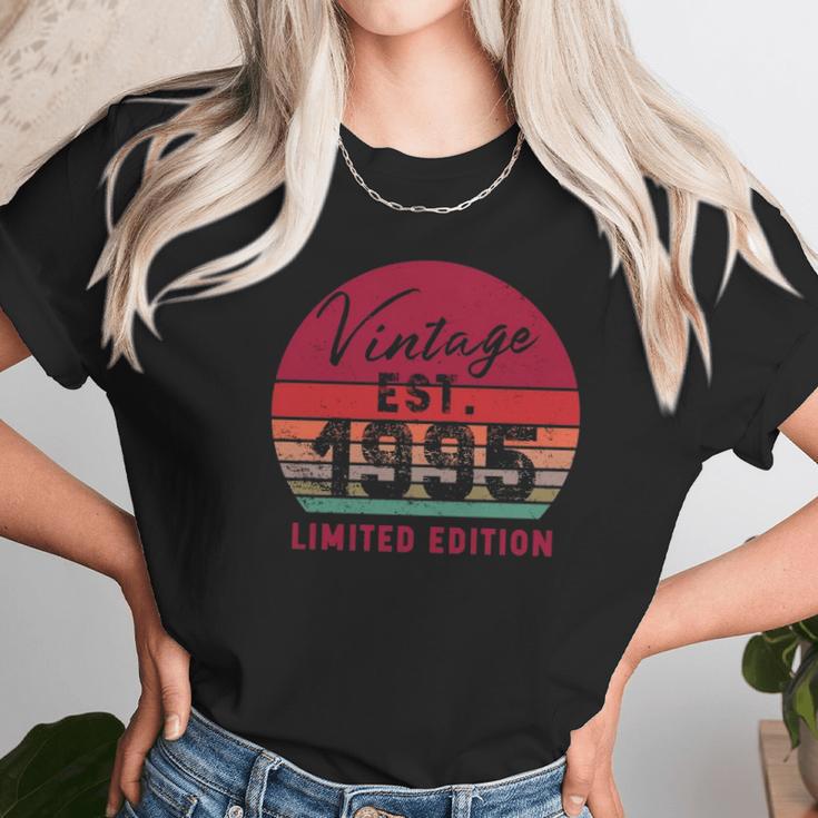 Vintage Est 1995 Limited Edition 27 Years Old 27Th Birthday Unisex T-Shirt Gifts for Her