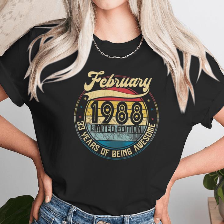 Vintage Retro February 1988 33Rd Birthday Gift 33 Years Old Unisex T-Shirt Gifts for Her