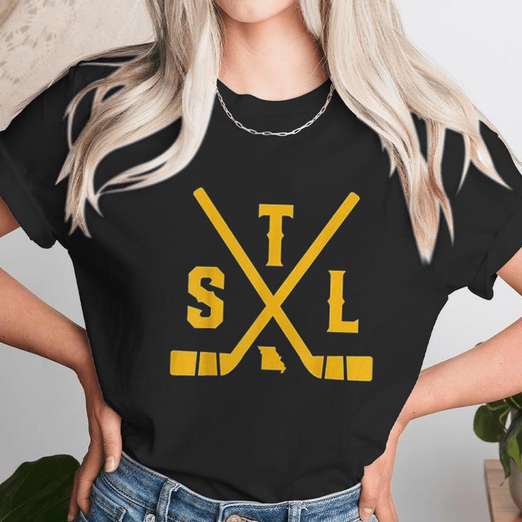 Vintage St Louis Ice Hockey Sticks State Outline Unisex T-Shirt Gifts for Her