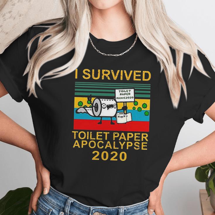 Vintage Version I Survived Toilet Paper Apocalypse 2020 Funny Unisex T-Shirt Gifts for Her