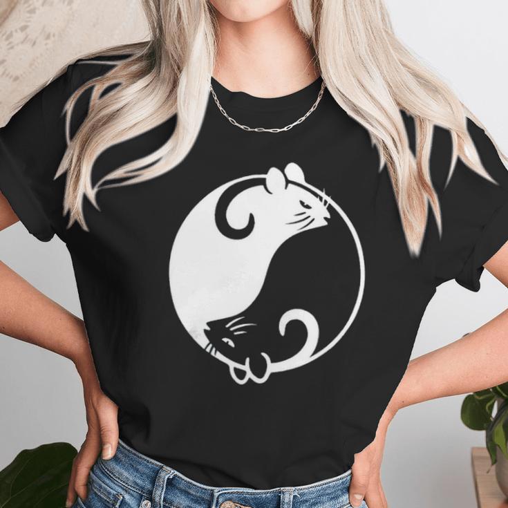 Yin Yang Year Of The Rat Happy Chinese New Year 2020 Black And White Rat Unisex T-Shirt Gifts for Her