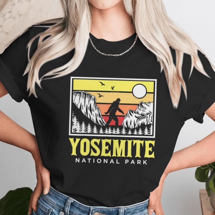 Yosemite National Park Us Bigfoot Sasquatch Yeti Funny Gift Unisex T-Shirt Gifts for Her