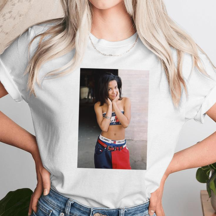 Aaliyah T-Shirt Unisex T-Shirt Gifts for Her