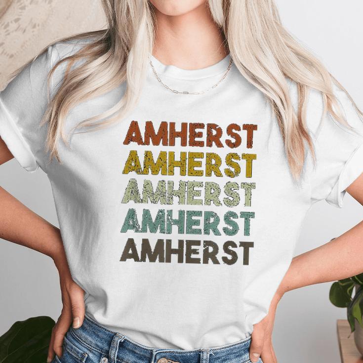 Amherst Massachusetts Retro Vintage Unisex T-Shirt Gifts for Her