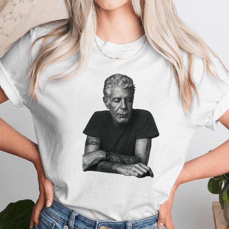 Anthony Bourdain Unisex T-Shirt Gifts for Her