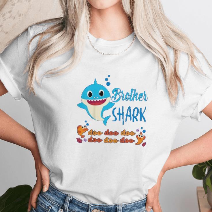 Baby Shark Brother Doo Doo Doo Unisex T-Shirt Gifts for Her