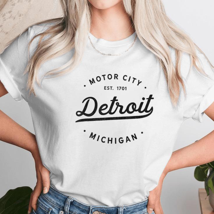 Classic Retro Vintage Detroit Michigan Motor City Unisex T-Shirt Gifts for Her