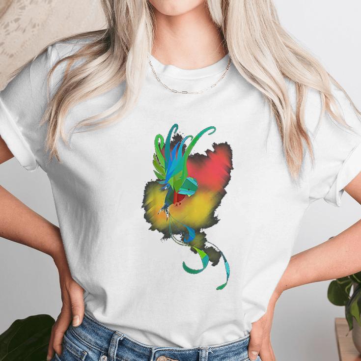 Guatemala Quetzal Antigua Tikal Peten Coban Maya Guate Unisex T-Shirt Gifts for Her