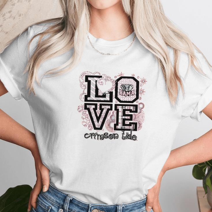 New World Graphics Ncaa Love Unisex T-Shirt Gifts for Her