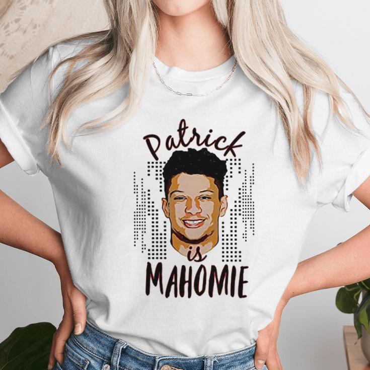 Patrick Mahomes Unisex T-Shirt Gifts for Her