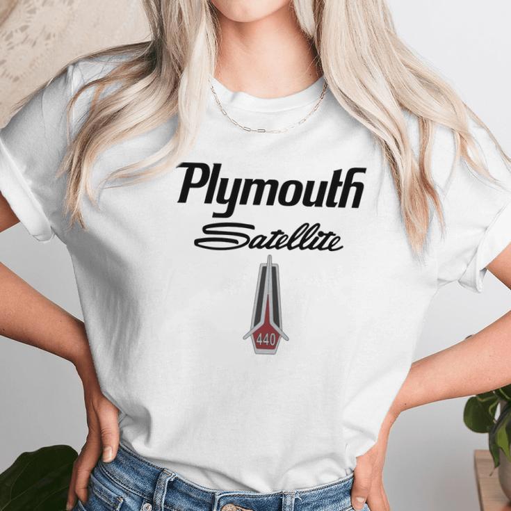 Plymouth Satellite 440 T-Shirts Unisex T-Shirt Gifts for Her