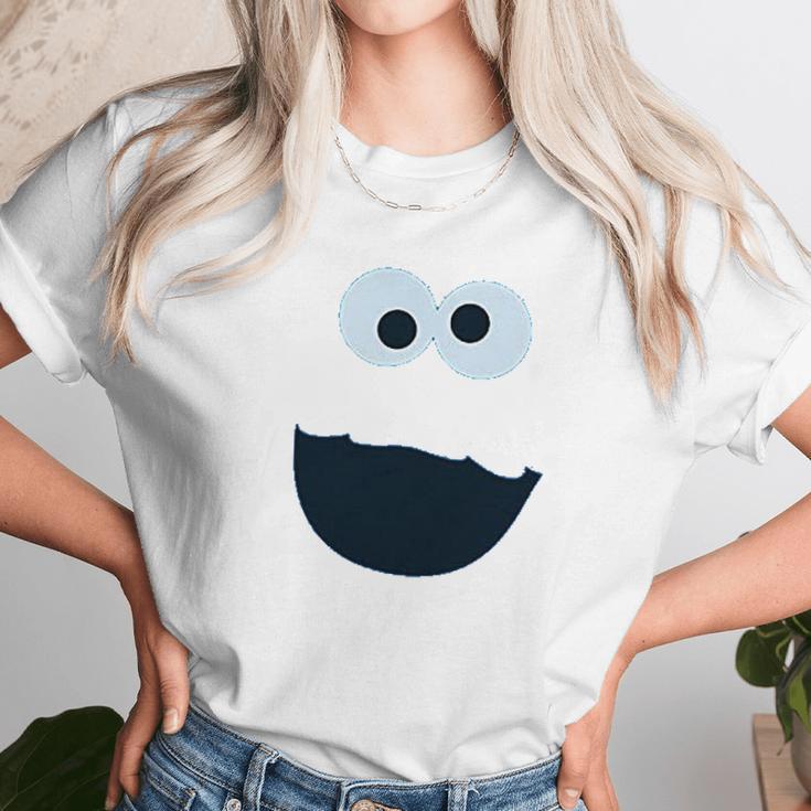 Sesame Street Cookie Monster Face Unisex T-Shirt Gifts for Her