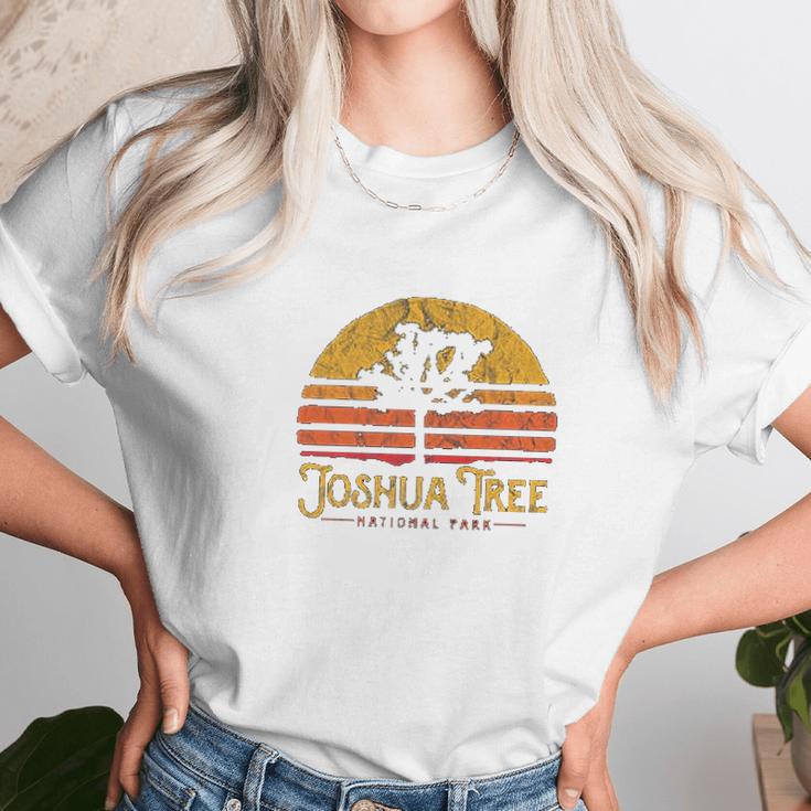 Vintage Joshua Tree National Park Retro Unisex T-Shirt Gifts for Her