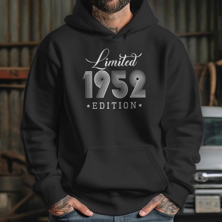 1952 Birthday Vintage Limited Edition 69 Years Old Hoodie Gifts for Her