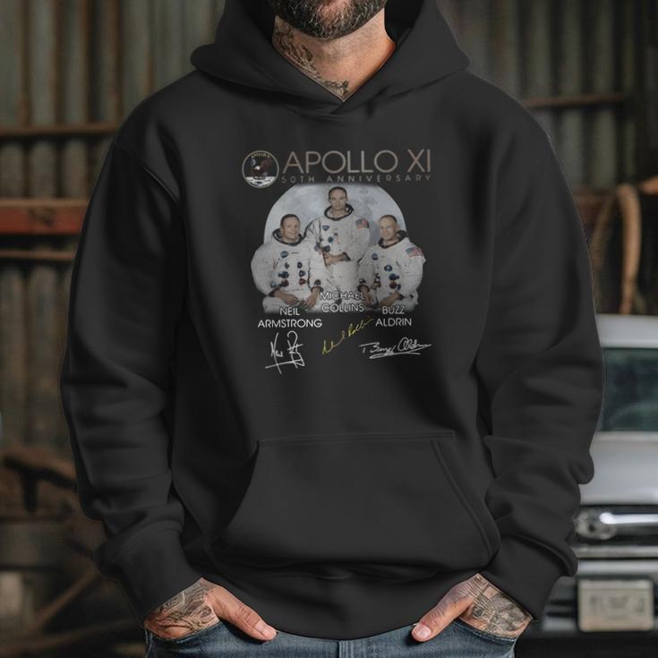 Apollo 11 50Th Anniversary Neil Armstrong Michael Collins Buzz Aldrin Signature T-Shirt Hoodie Gifts for Her