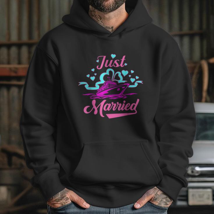 Just Married Newlyweds Cruise Honeymoon Graphic Design Printed Casual Daily Basic Hoodie Gifts for Her