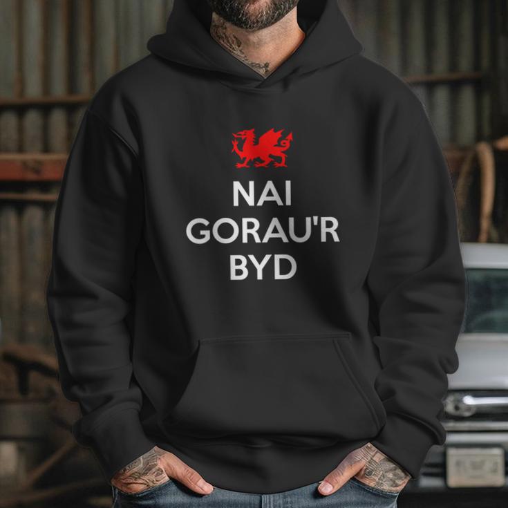 Nai Goraur Byd Worlds Best Nephew Welsh Wales Great Gift Hoodie Gifts for Her